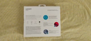 Wacom Intuos - Tableta gráfica negra