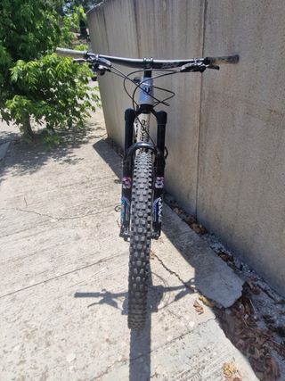Mondraker Superfoxy RR: Bicicleta MTB, ENDURO
