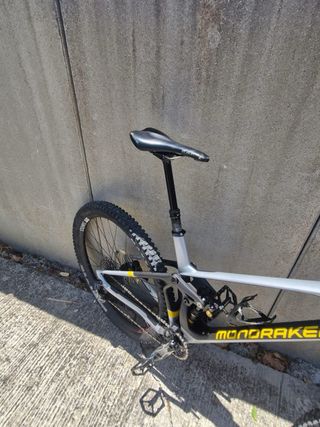 Mondraker Superfoxy RR: Bicicleta MTB, ENDURO
