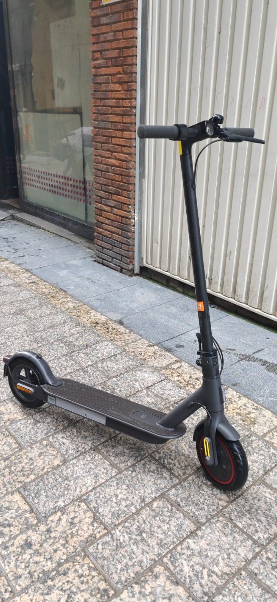 Scooter elettrico Xiaomi Pro 2