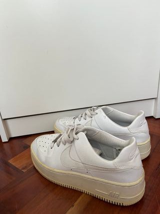 Nike Air Force 1 blancas