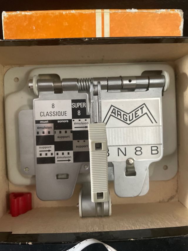 Editor Colleuse Marguet BN8B cintas 8 y Super 8