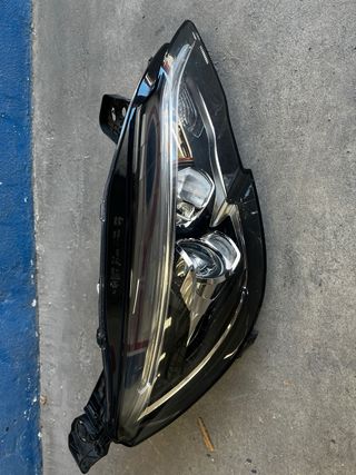 Faro Peugeot 308 (2018) - Derecho