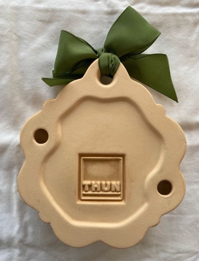 Thun formella coccinella