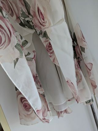 Abito Rinascimento,taglia S. rosa cipria e bianco.