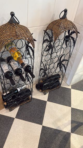 2 Vinotecas mimbre metal
