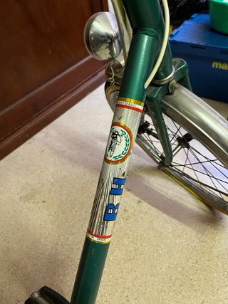 Bicicletas BH clásicas (verde y azul)