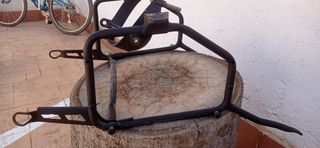 Soporte Maletas Givi Yamaha FZ6