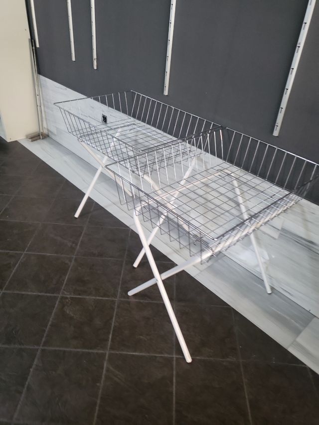 2 Cestos Metálicos para Tienda