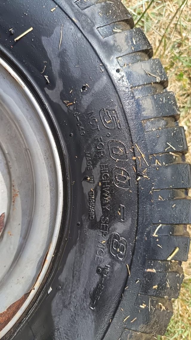 2 Ruedas para remolque usadas