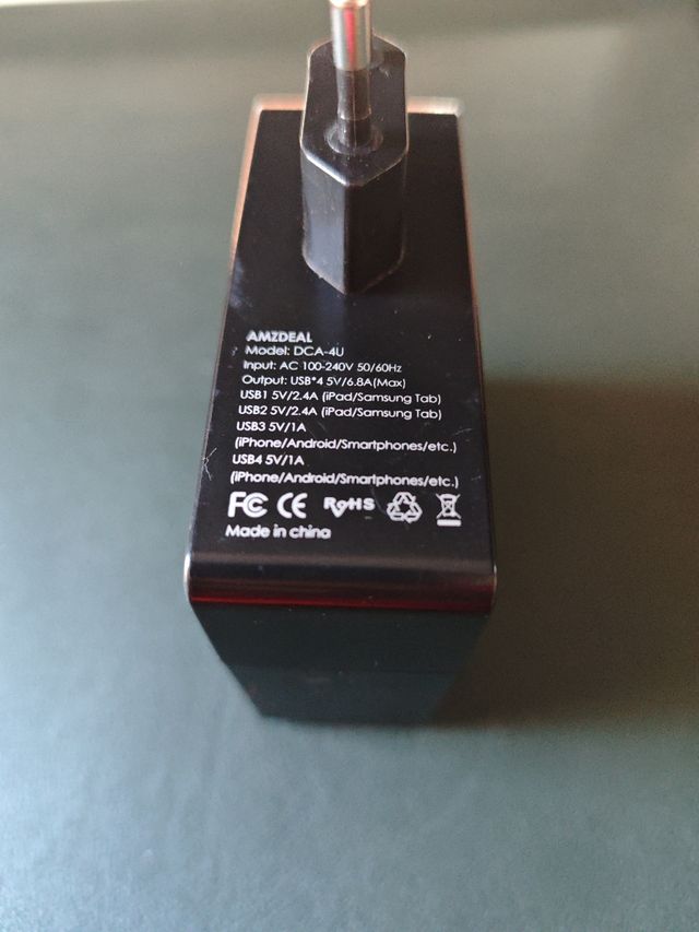 Cargador USB 4 puertos