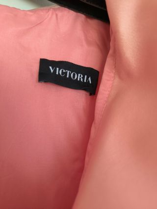 Vestido midi asimétrico rosa