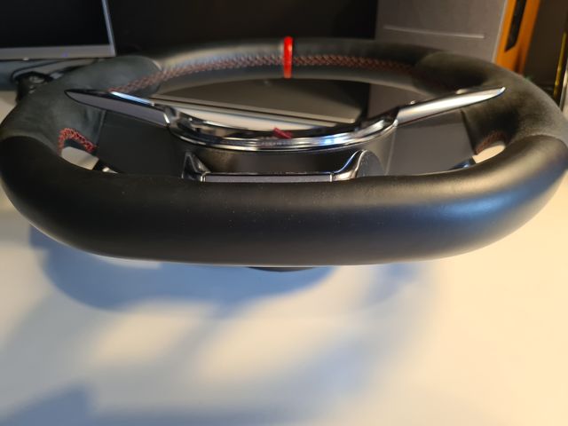 Volante Mercedes AMG Performance