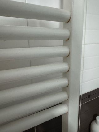 Radiador toallero de agua  blanco 45x127cm