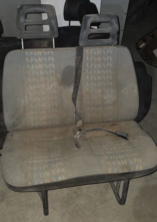ASIENTO DELANTERO DERECHO DOBLE IVECO DAILY 2003