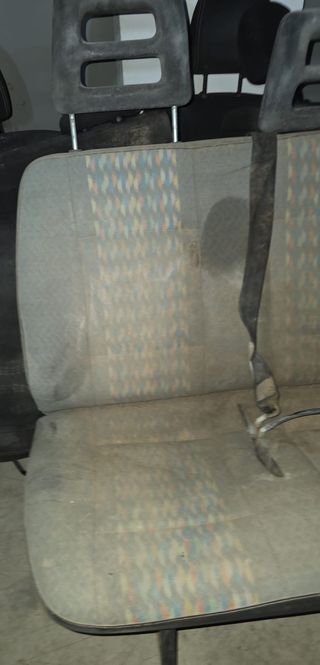 ASIENTO DELANTERO DERECHO DOBLE IVECO DAILY 2003