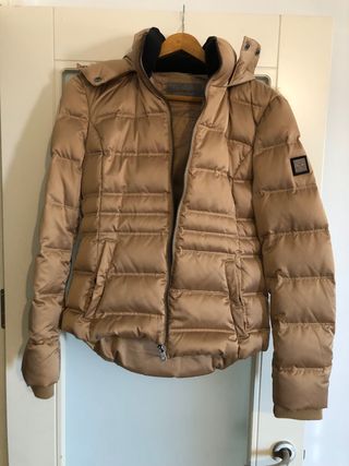 Plumifero CK beige talla M