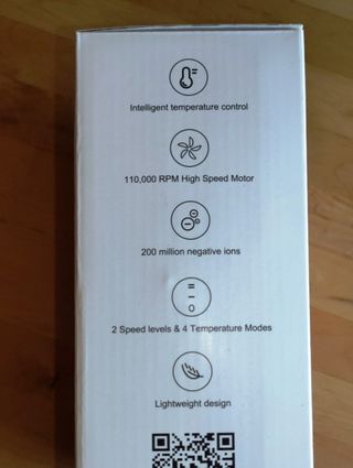 Phon ionico 1500W, portatile, 11.000 RPM - Nuovo