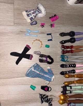 Lote Monster High - Muñecas y Accesorios