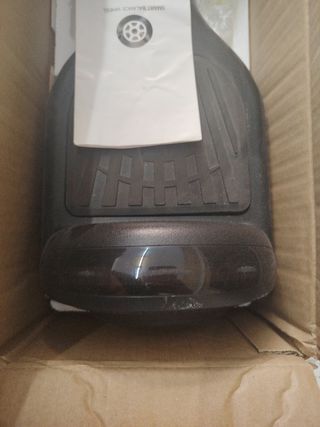 Hoverboard eléctrico un solo uso está rayado