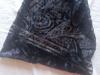 Sciarpina nera in velluto lavorato