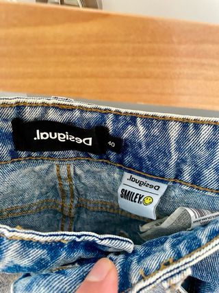 Shorts Desigual Talla 40- Vaqueros