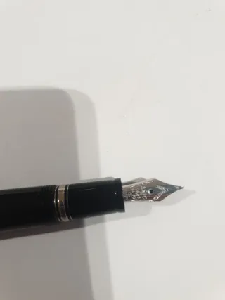 Pluma Montblanc Meisterstück