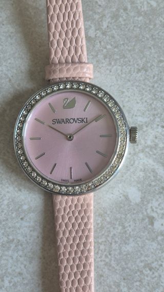 Reloj Swarovski rosa | Correa beige mujer.