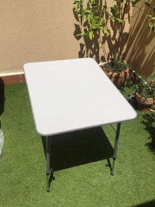 Mesa plegable blanca - Ajustable