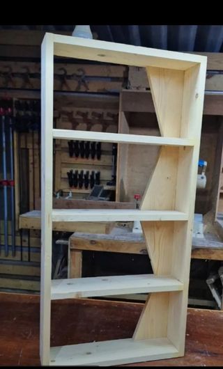 Estantería de madera - Decorativa