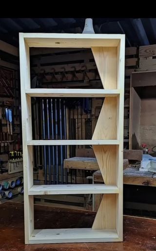 Estantería de madera - Decorativa