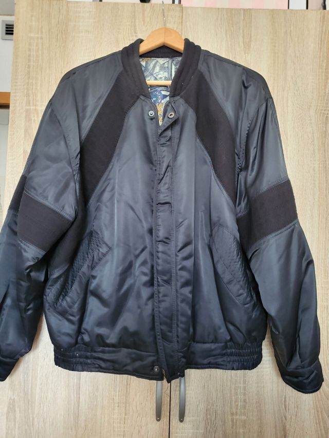 Chaqueta  negra unisex