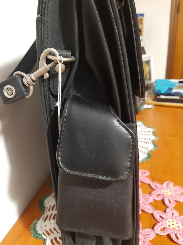 Borsa portadocumenti in pelle nera