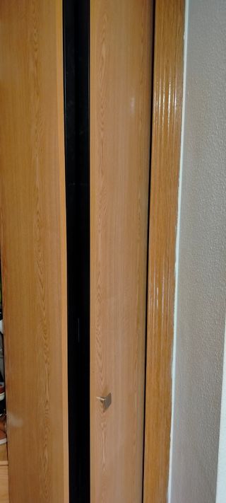 Puertas armario abatibles madera