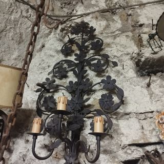 Applique da parete in metallo nero