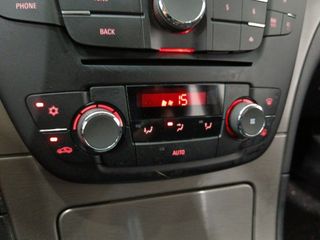 Opel Insignia  2.0 CDTI 130 Selective