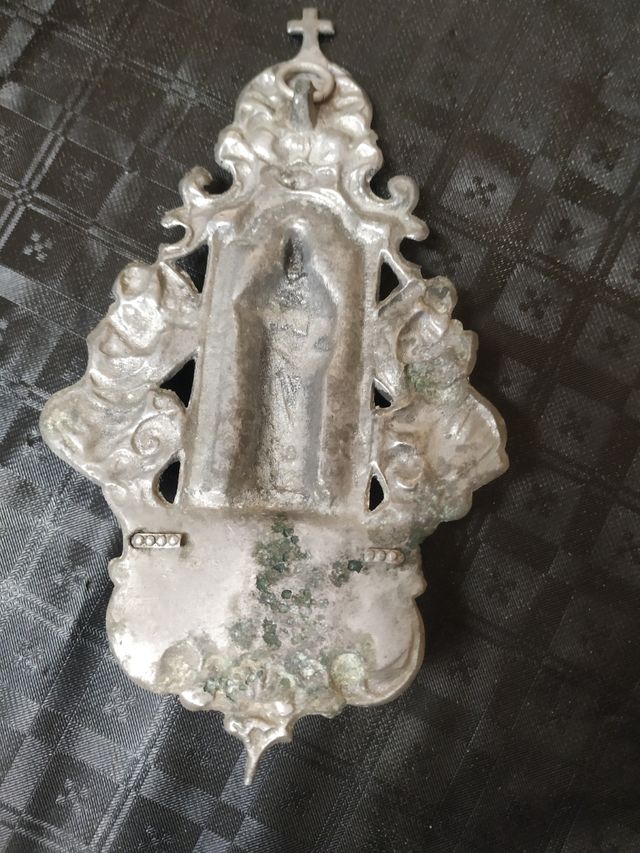 Pila de agua bendita años 50