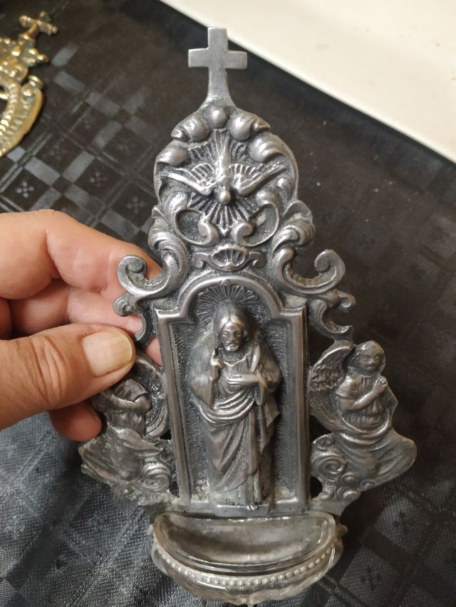 Pila de agua bendita años 50