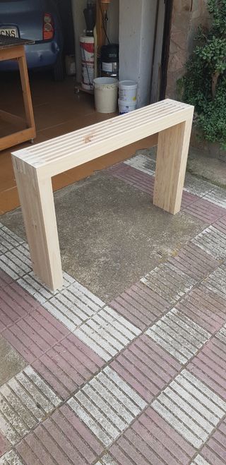 Banco de madera maciza