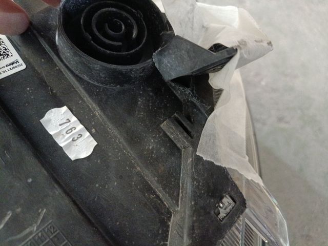 Faro derecho Seat Ibiza