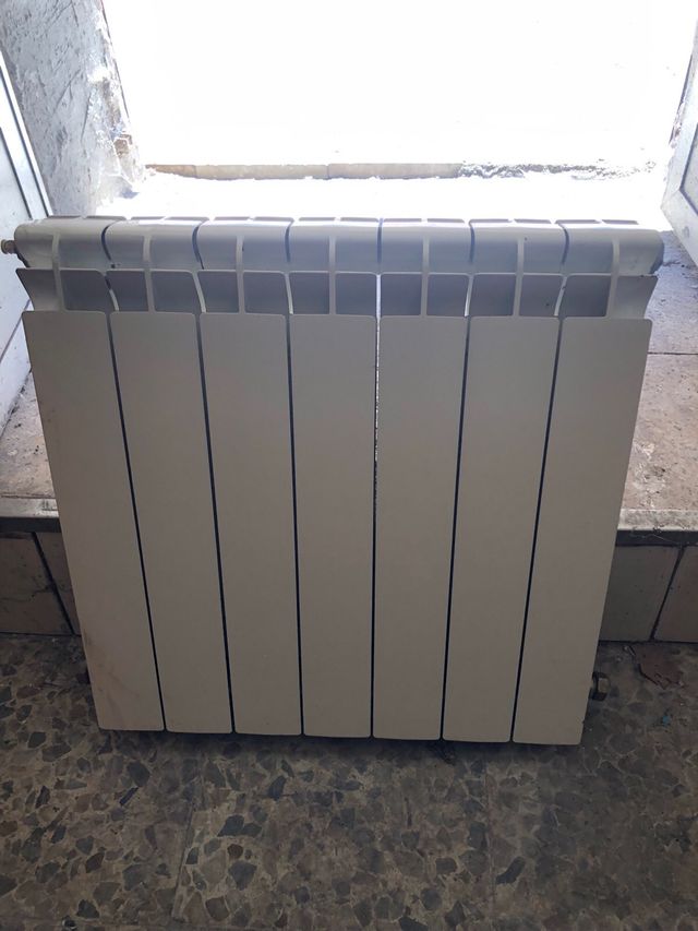 Radiador blanco 7 elementos - Metal