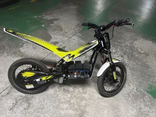 Moto trial eléctrica niño