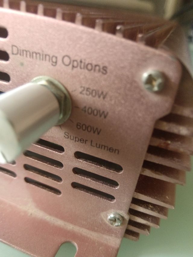 Balastro eletrónico ajustável Supernova 600W