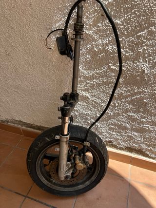 Tren delantero Jog R