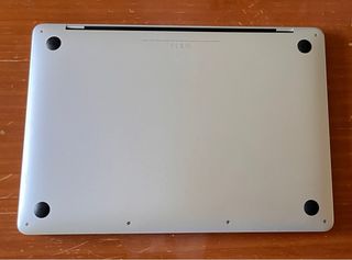 MacBook Pro 13” – Chip M1 – 8GB/256GB – En su caja