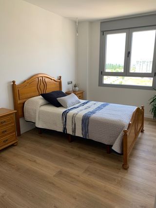 Dormitorio completo madera maciza