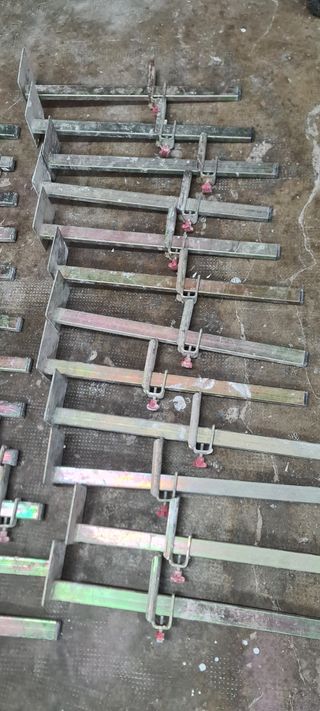 24 Sargentos Alicatador - Soportes