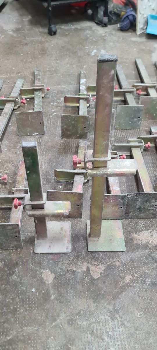 24 Sargentos Alicatador - Soportes