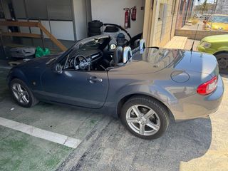Mazda MX-5  1.8 litros  BOSE + CAPOTA DURA
