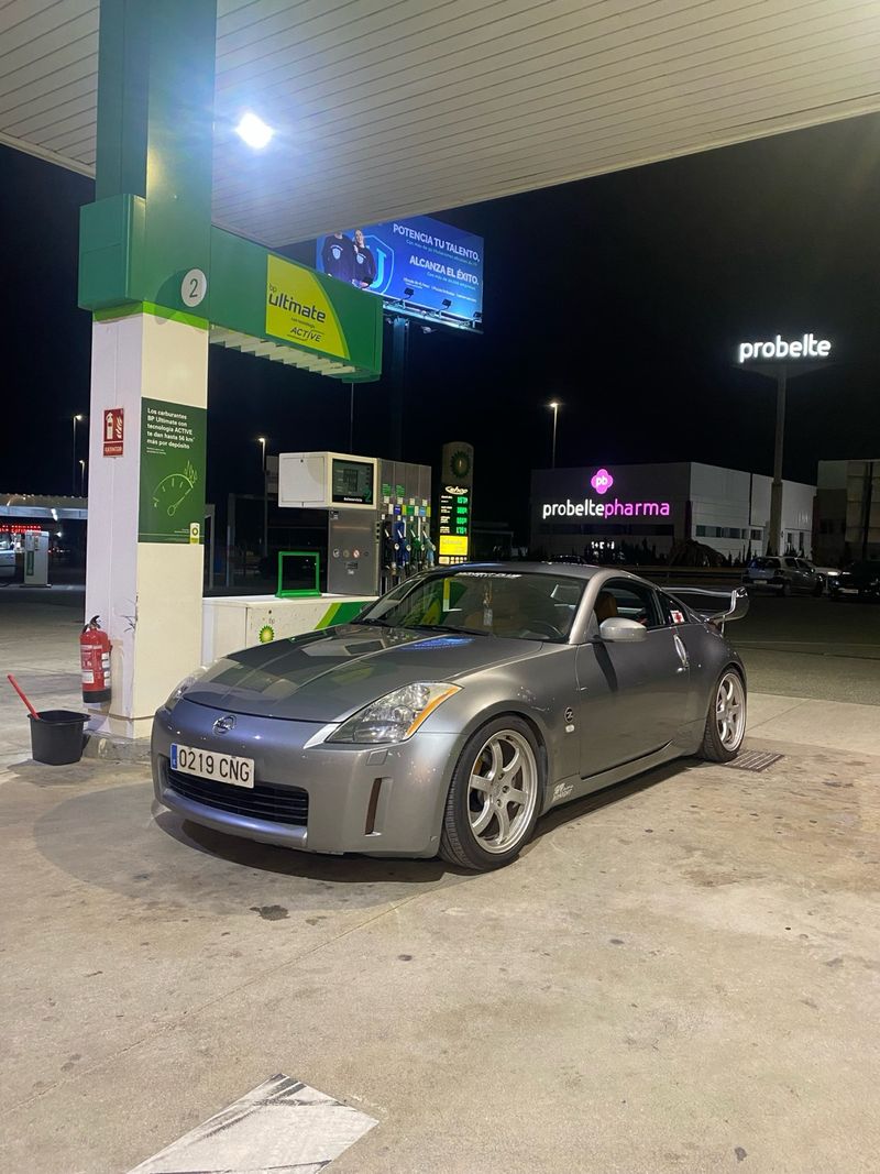 Nissan 350Z 2003 - foto 1